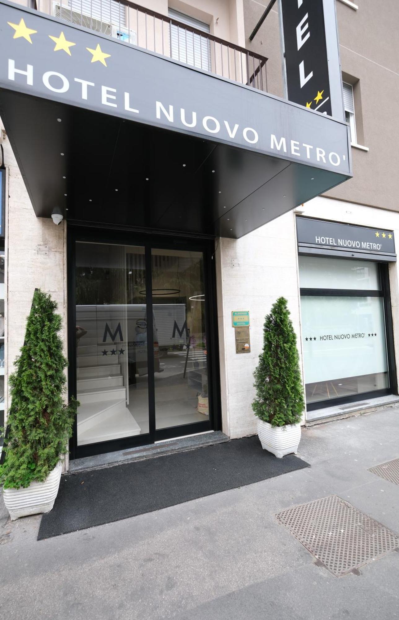 Hotel Nuovo Metro Милано Екстериор снимка